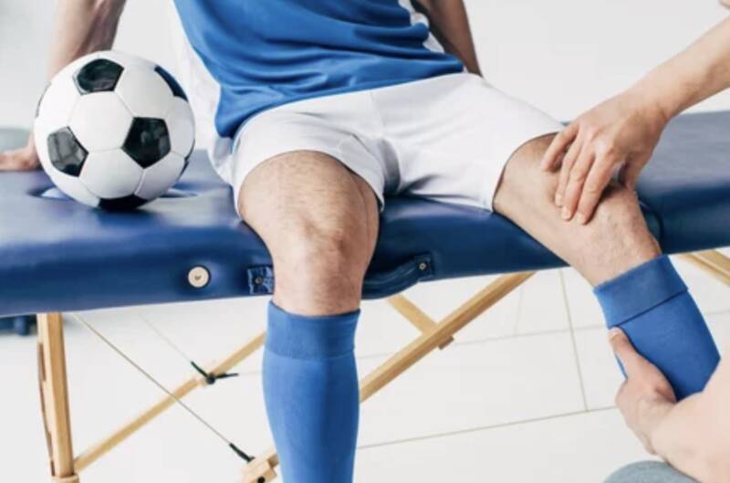 Sports massage therapy
